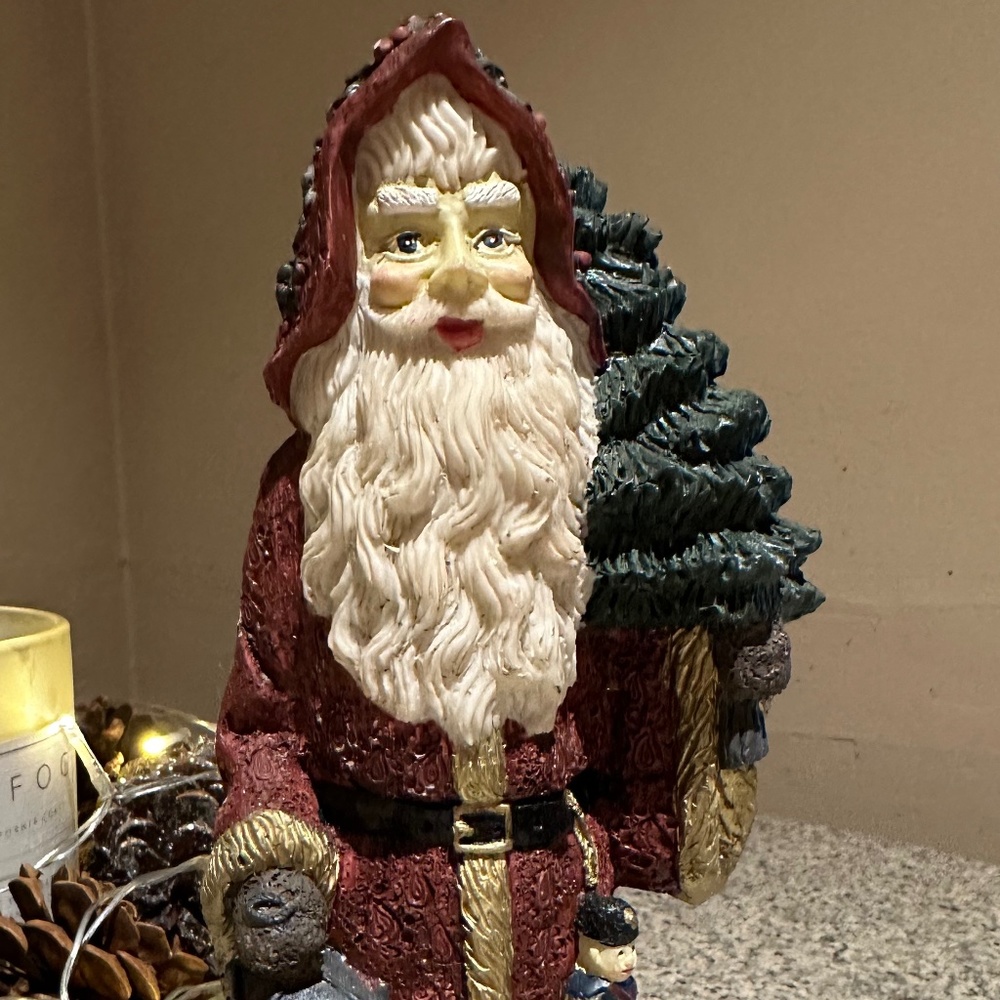 Santa - Picture 3 of 3
